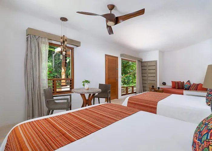 Mahekal Front & 5* Playa del Carmen