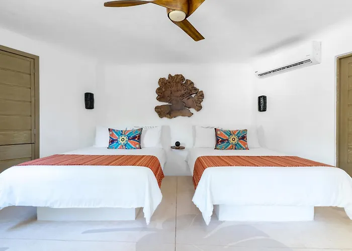 Resort Mahekal Front & 5*