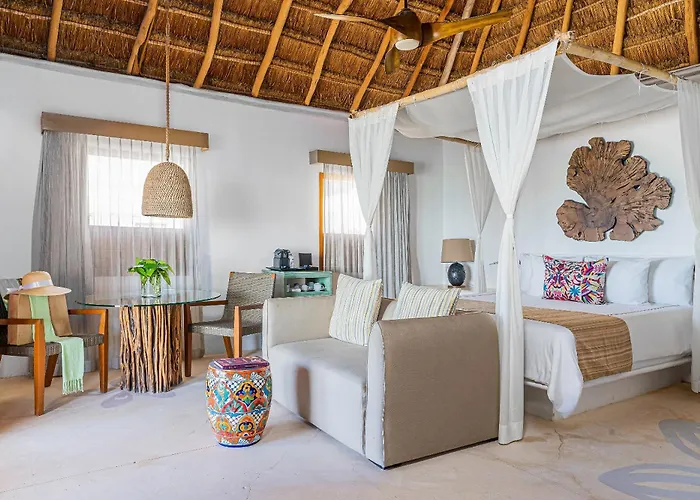 Mahekal Front & Resort 5*